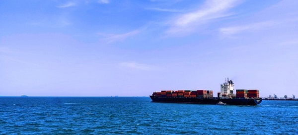 container-vessel-gf22294fae_640.jpg